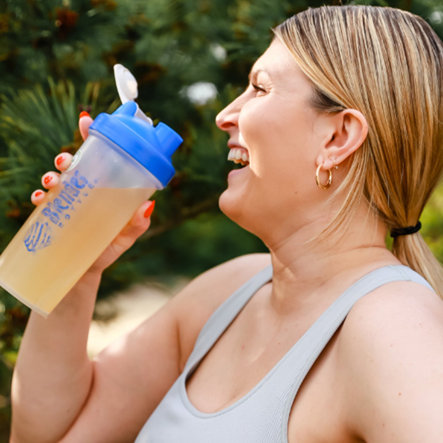 Iron Hydration - 18mg Gentle Iron, 725mg Electrolytes, 6 Vitamins to Boost Absorption, Sugar Free, Simple Ingredients, Mixed Berry Flavor - 30 Scoops